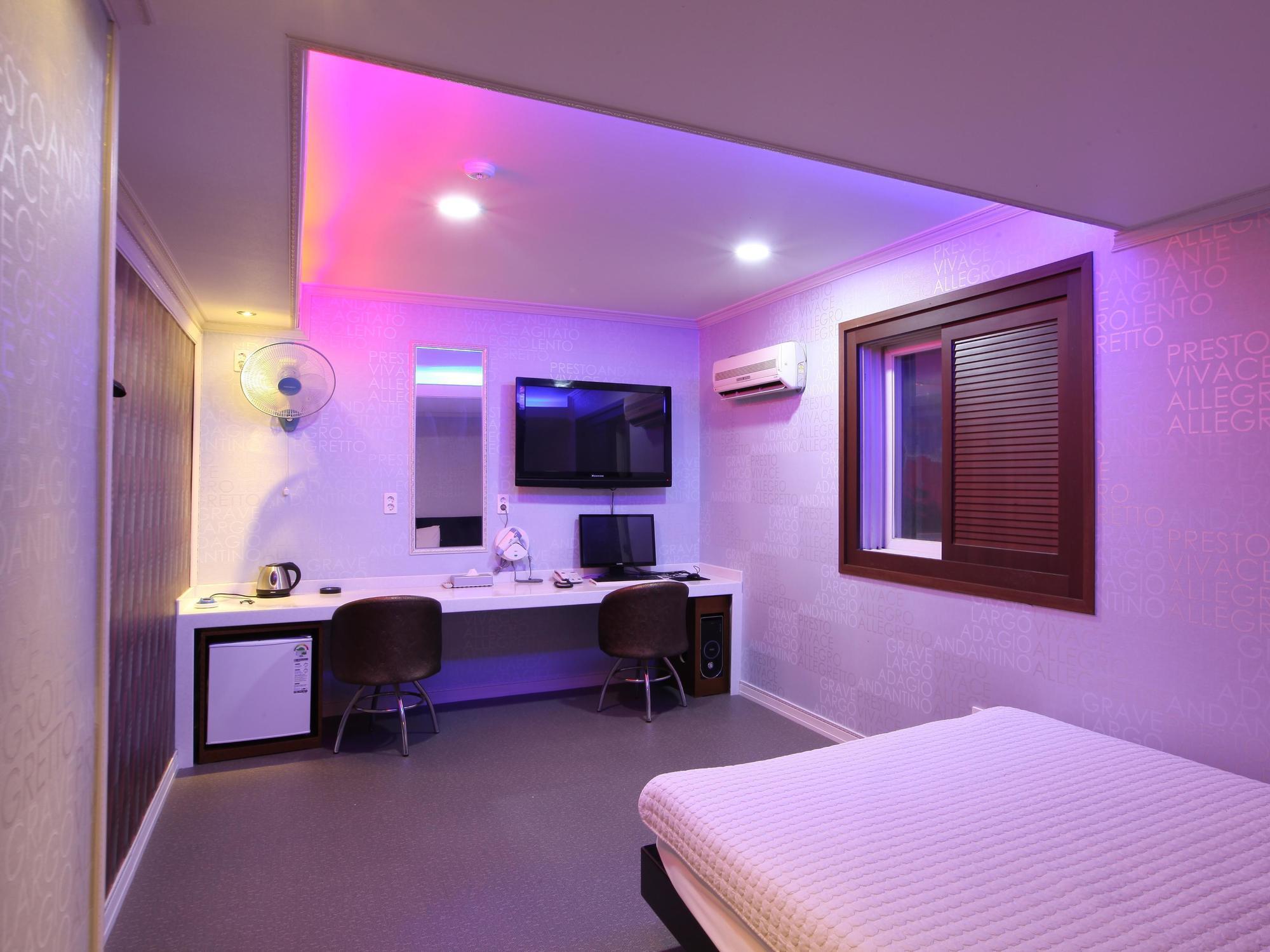 Top Motel Busan Ngoại thất bức ảnh